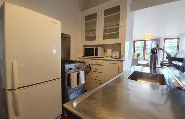 Bright and Modern Oasis in Kingsland - Photo 29