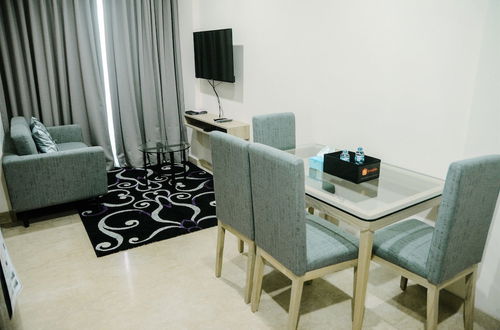 Photo 13 - 2BR Deluxe and Modern Menteng Park Apartment