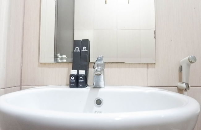 Minimalist 2BR Apartment at Tamansari Papilio - Photo 14