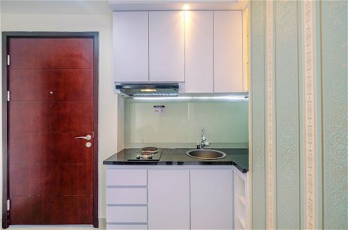 Photo 5 - Cozy Stay Apartment @ 1BR Grand Taman Melati 2
