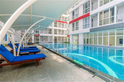 Photo 12 - Cozy Stay Apartment @ 1BR Grand Taman Melati 2