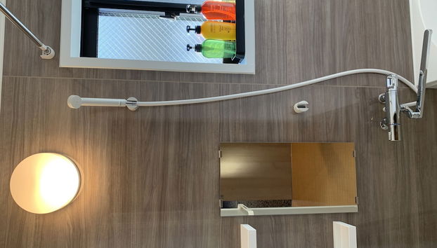 Ducha del cuarto de baño