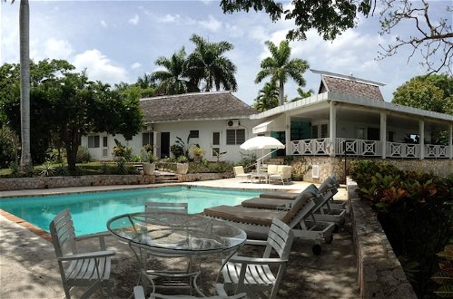 Photo 13 - Captivating 3-bed Villa in Montego Bay