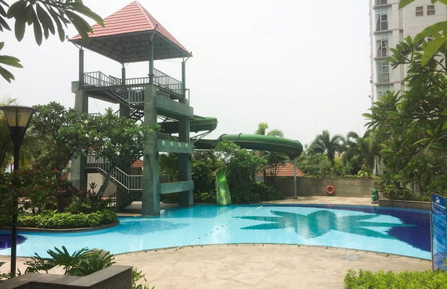 Strategic 2BR Apartment with Workspace @ Season City - Foto 1