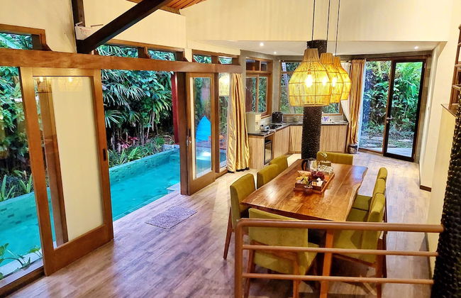 Villa 4-BR Klub Bunga No. 8 Batu Malang - Foto 6