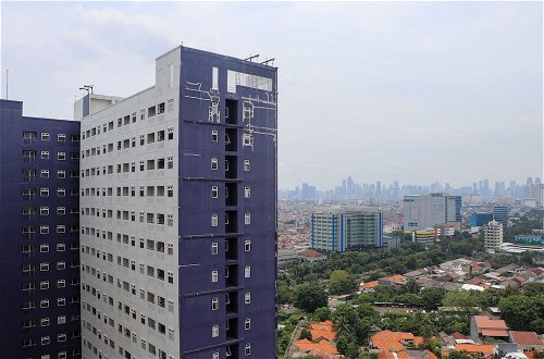 Photo 21 - Cozy Stay and Simply 2BR at Green Pramuka City Apartment