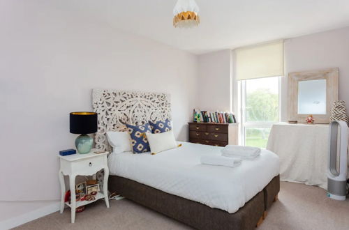 Foto 6 - Eclectic 2 Bedroom Apartment in Shoreditch With a Balcony