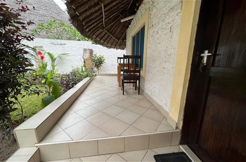 Photo 21 - Charming and Remarkable15-bed Villa in Diani Beach