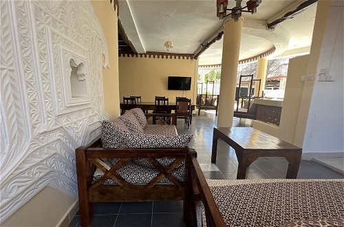 Foto 17 - Charming and Remarkable15-bed Villa in Diani Beach