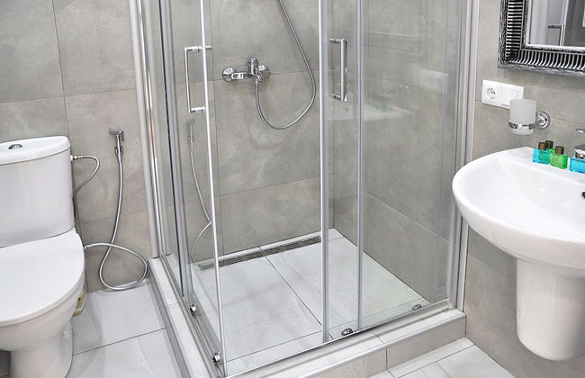 BFG Suites Apartments - Photo 62