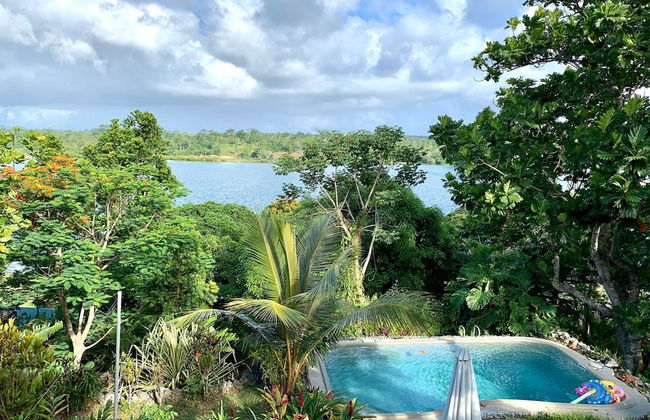 Seachange Lodge - Photo 1