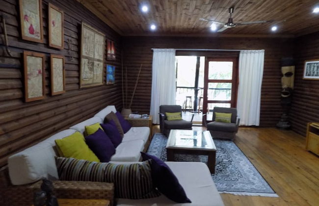 Log Cabin On And Overlooking a 9km Lagoon - Foto 1