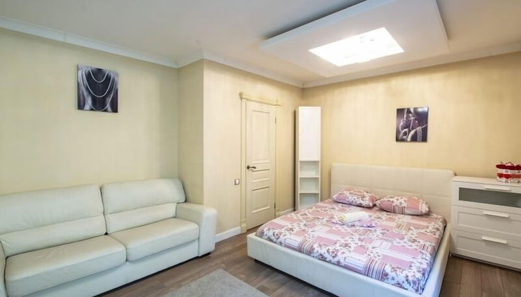 Photo 1 - Apartment - Artsymovicha 5k1