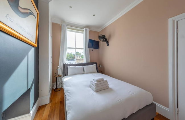 Stylish 2 Bedroom Home in Islington With Garden - Foto 14