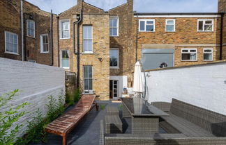 Foto 3 - Stylish 2 Bedroom Home in Islington With Garden