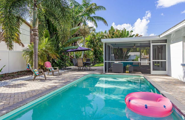 Fruit & Wine Saltwater Pool Home - Foto 3