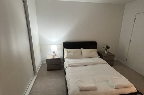 Photo 3 - Impeccable 1bed Apartment in the Heart Ofgreenford