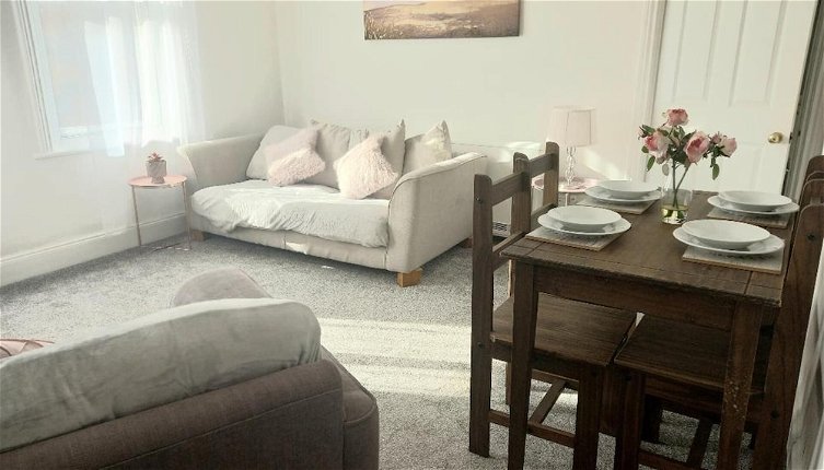 Photo 1 - Remarkable 2-bed Apartment in Morpeth