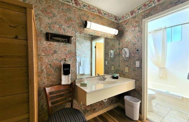 The Nook Pinetop - Photo 15