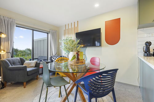 Photo 11 - Super Chic Apt nr Albany Mall - Carpark