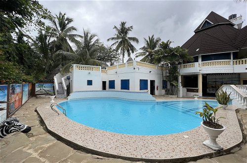 Foto 13 - Beautiful and Charming 3-bed Room Villa in Diani