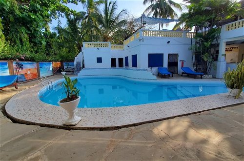 Foto 15 - Beautiful and Charming 3-bed Room Villa in Diani