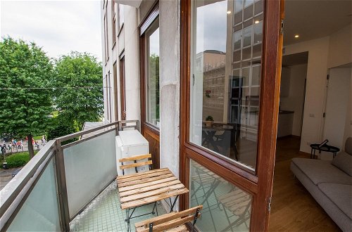 Foto 16 - Luxury Apartment With Balcony