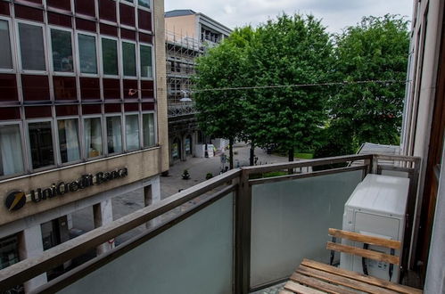 Photo 17 - Luxury Apartment With Balcony