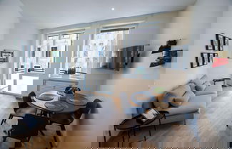 Foto 1 - Luxury Apartment With Balcony