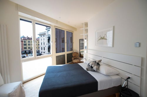 Foto 5 - Luxury Apartment With Balcony
