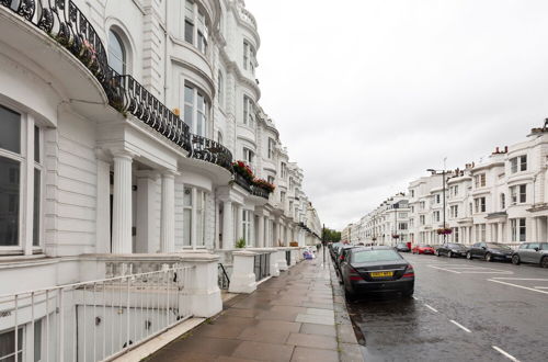 Photo 24 - JOIVY Elegant 1-Bed Flat In Bayswater