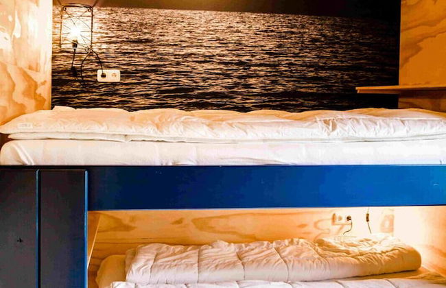 Waterlodge Skries in Nes - Photo 9