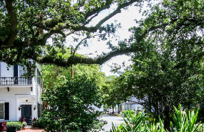 The Irish Bar near Bay Historic Savannah - Foto 67