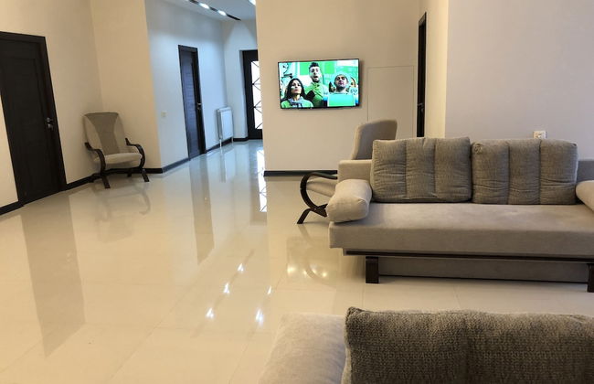 Villa in Nork - Photo 19