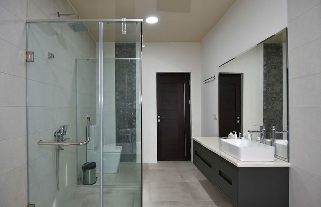 Villa in Nork - Photo 23