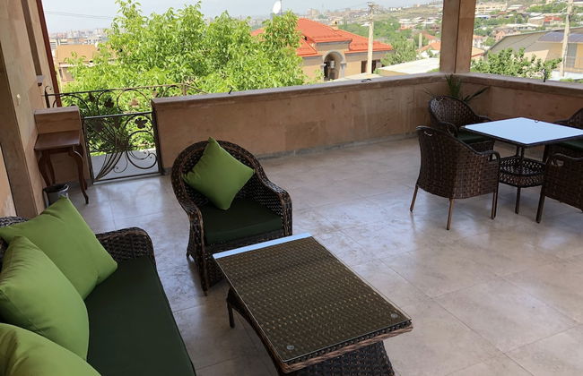 Villa in Nork - Photo 46