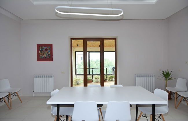 Villa in Nork - Photo 7