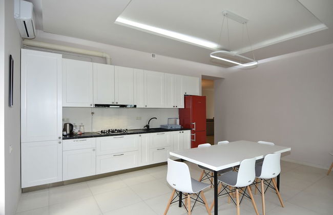 Villa in Nork - Photo 11