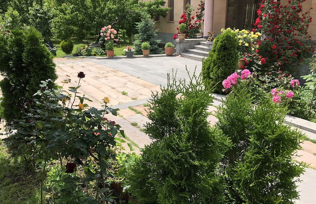 Villa in Nork - Photo 54