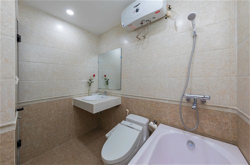 Photo 17 - Granda Quan Hoa Apartment