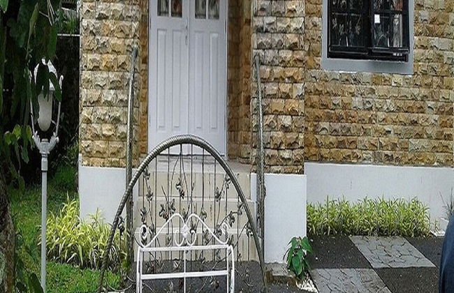 Villa Kota Bunga Tulip - Foto 41