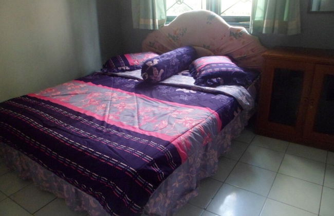 Villa Kota Bunga Tulip - Foto 2