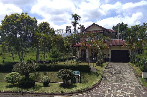 Photo 23 - Villa Ciater Highland