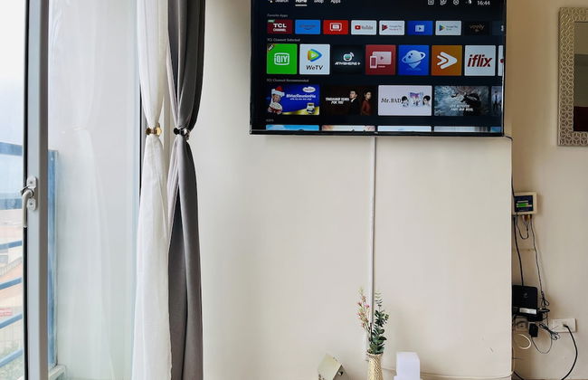 The Elevated Abode - Comfycosy Studio at The Loop - Foto 13