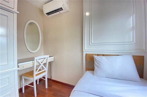 Photo 9 - Luxurious 2Br Apartment At Parahyangan Residence