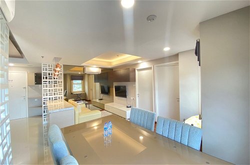 Foto 31 - Luxurious 2Br Apartment At Parahyangan Residence