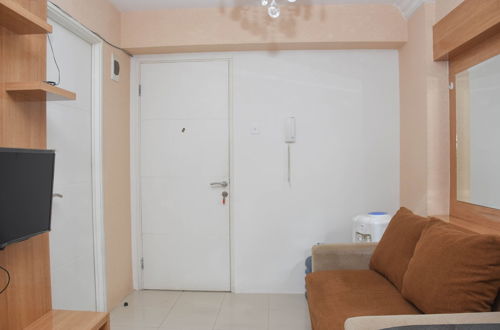 Photo 10 - Comfortable 2Br Apartment At Bassura City