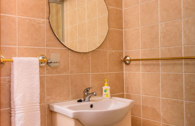 Bon Accord Farm Cottages - Photo 24