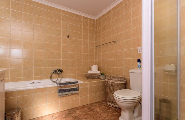 Bon Accord Farm Cottages - Photo 21