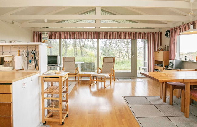 4 Person Holiday Home in Pandrup - Foto 3